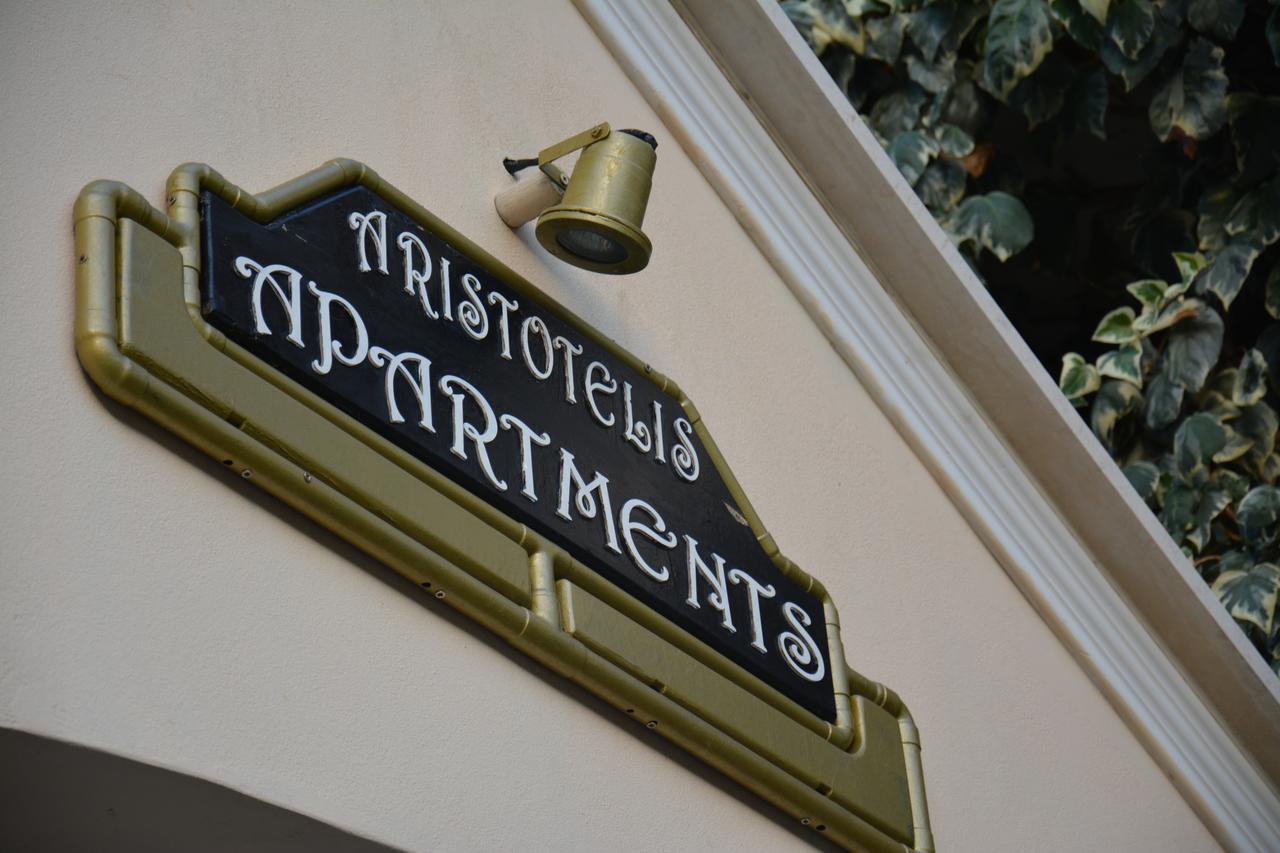 Aristotelis Apartments Frikes Exteriör bild